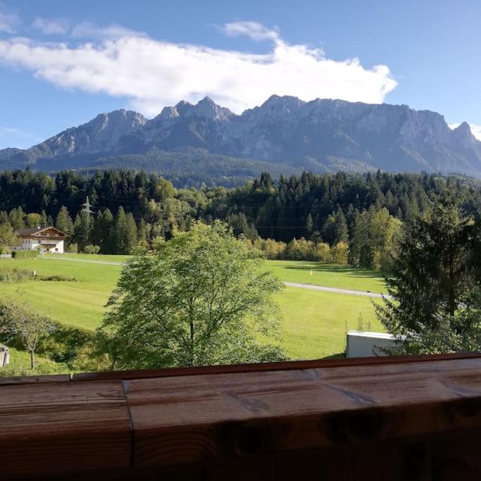 Gemuetliche Wohnung Mit Blick Auf Den Zahmen Kaiser Niederndorferberg Kültér fotó