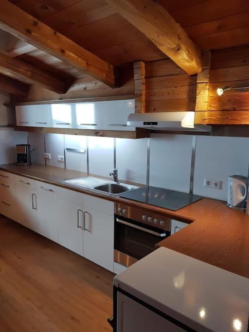 Gemuetliche Wohnung Mit Blick Auf Den Zahmen Kaiser Niederndorferberg Kültér fotó