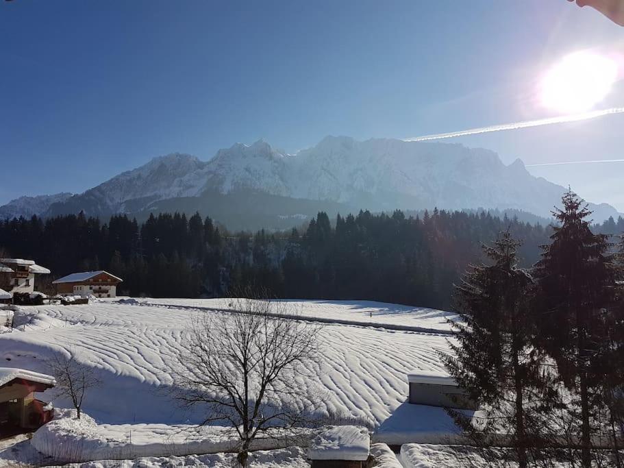 Gemuetliche Wohnung Mit Blick Auf Den Zahmen Kaiser Niederndorferberg Kültér fotó