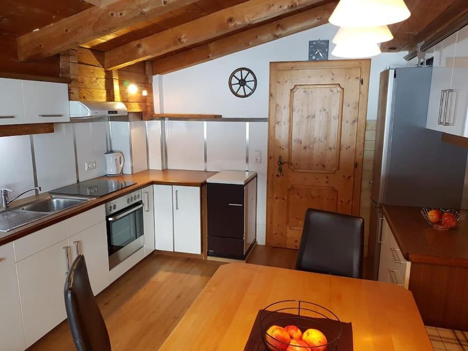 Gemuetliche Wohnung Mit Blick Auf Den Zahmen Kaiser Niederndorferberg Kültér fotó