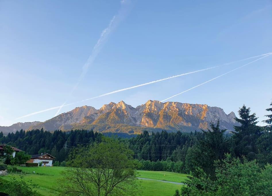 Gemuetliche Wohnung Mit Blick Auf Den Zahmen Kaiser Niederndorferberg Kültér fotó